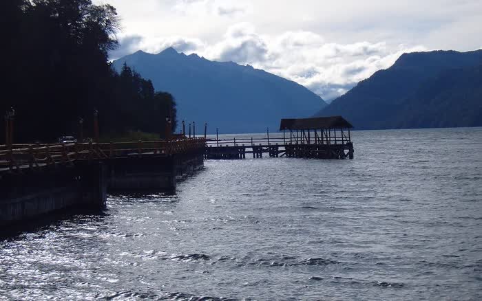 Casa con vista al lago y muelle