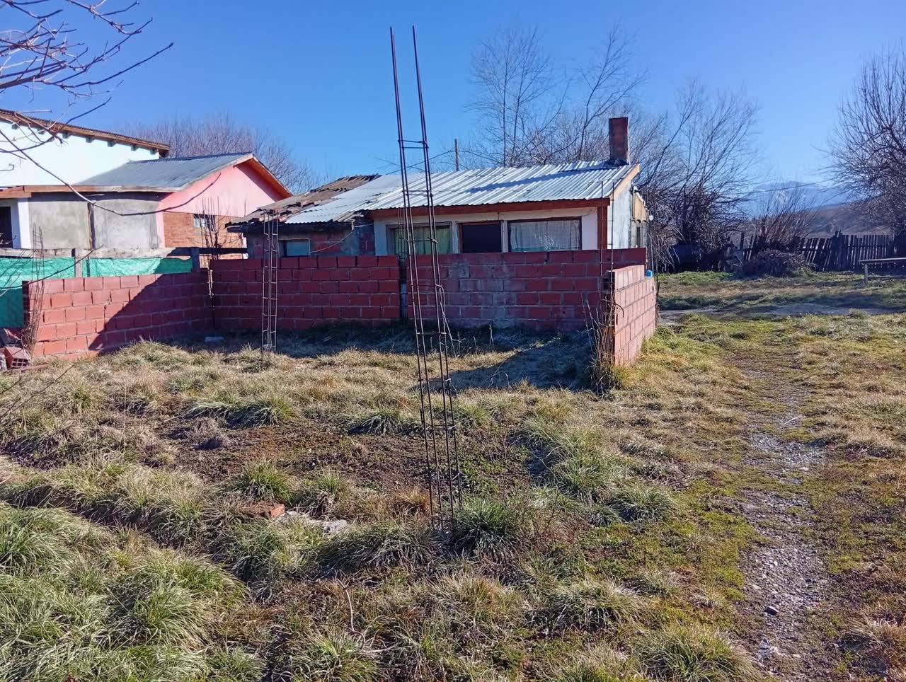 Terreno con construcción sobre asfalto, en venta en Cholila, Chubut — foto 5